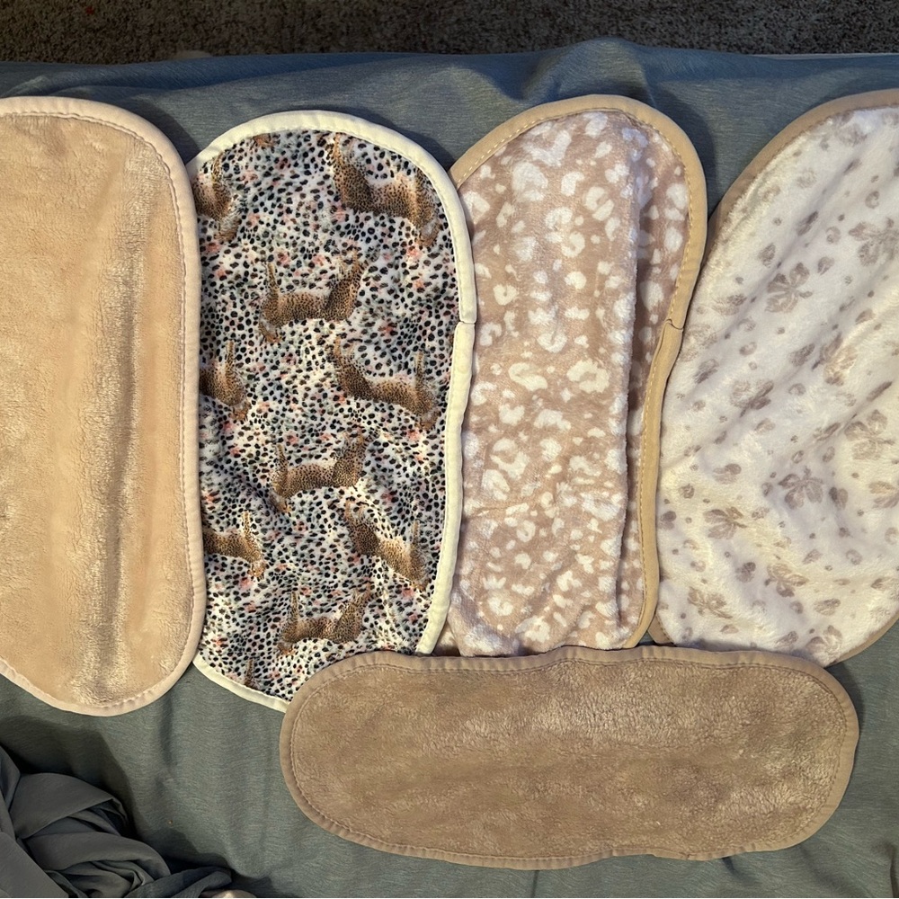 Set of reusable makeup removers